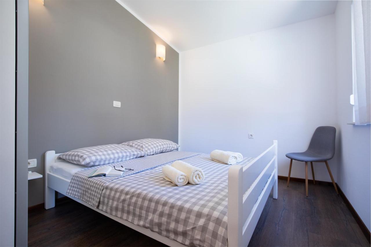 Sandy Bay Apartments - Free Mountainbike Rental - Pjescana Uvala Zewnętrze zdjęcie