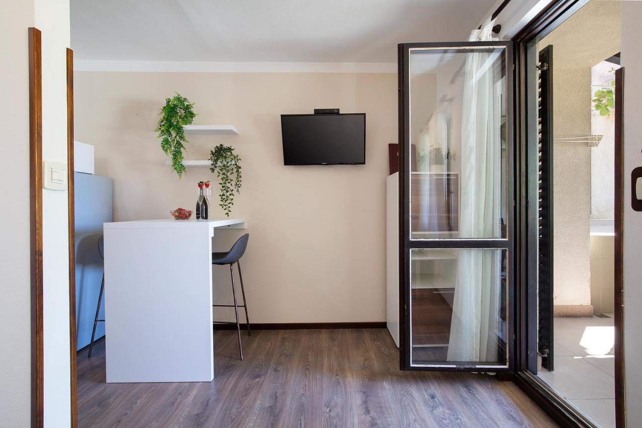 Sandy Bay Apartments - Free Mountainbike Rental - Pjescana Uvala Zewnętrze zdjęcie