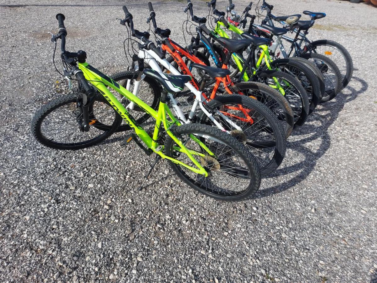 Sandy Bay Apartments - Free Mountainbike Rental - Pjescana Uvala Zewnętrze zdjęcie